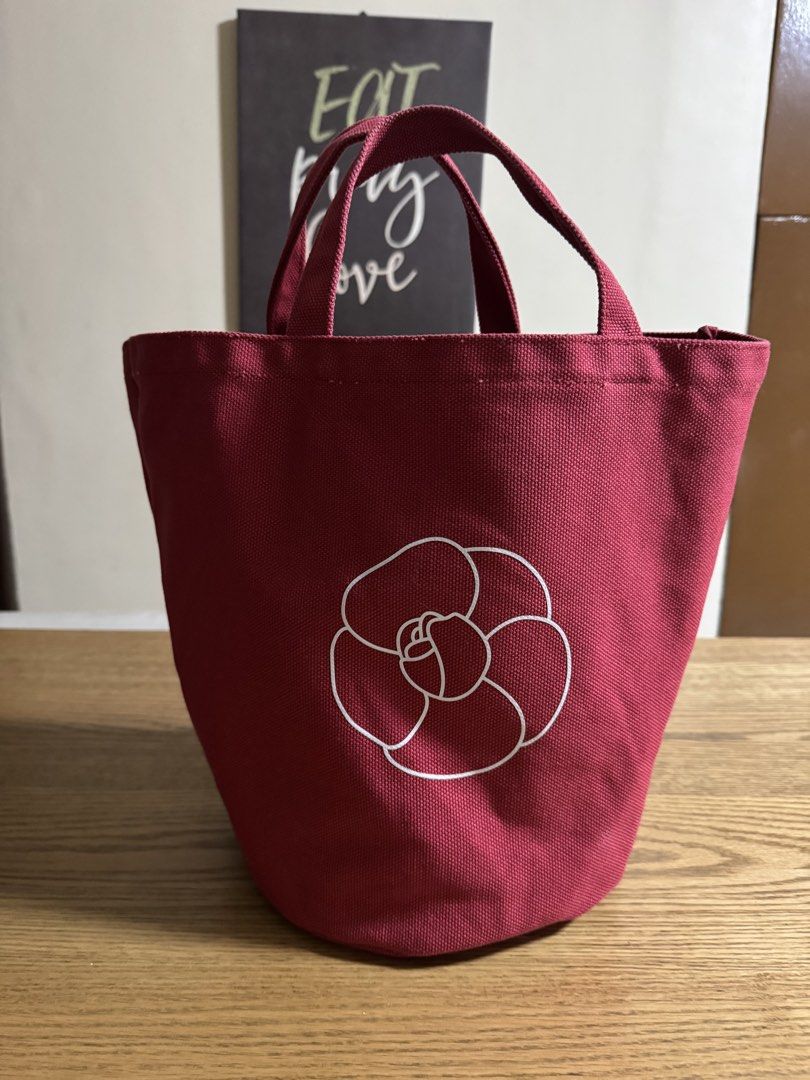 Chanel bucket bag (Category: Tote Bags) located in Cainta. Submitted by simoun19 (Listing ID 1445042936, Image 2). Description: CHANEL BEAUTE Novelty Tote Bag Bucket Shape N°1 DE Camelia Red Good condition. .