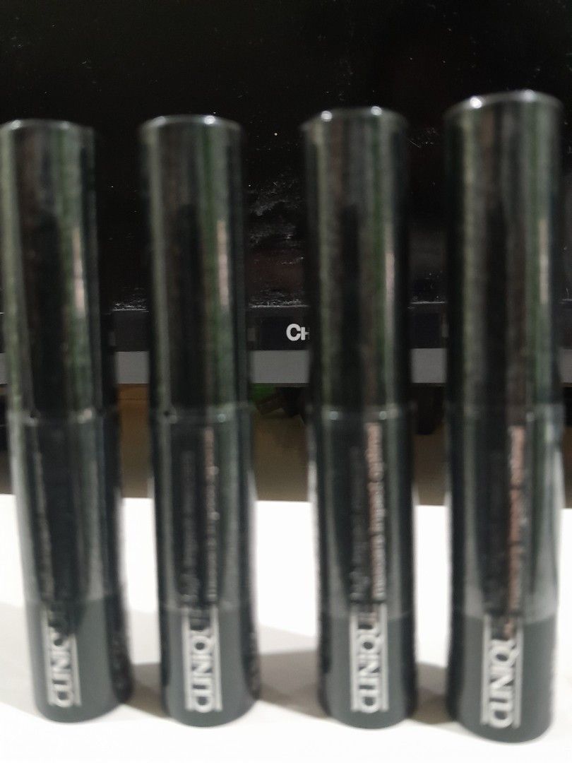 Clinique High Impact Mascara 01 black (Category: Makeup) located in Makati City. Submitted by mylynmylyn (Listing ID 1445098205, Image 2). Description: 01 black 3.5ml travel mascara sealed item USA bought.
