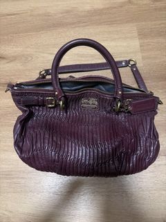(Category: ) located in . Submitted by thriftstore.comply (Listing ID 1445199842, Image 1). Description: .