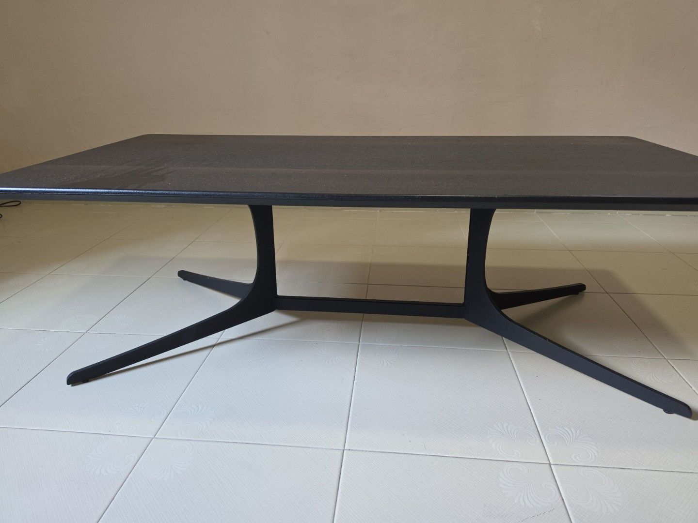 Coffee table503562188600135681