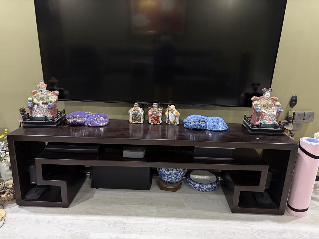 Console Table (Solid Wood) (Category: TV Consoles) located in Singapore. Submitted by hokkiado (Listing ID 1445117292, Image 1). Description: - Ideal for TV console or shelf display - Enhances home decor with a cultural touch - Dimension: 210cm (length) x 61cm (height) x 44(depth).