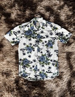 (Category: ) located in . Submitted by voilapreloved (Listing ID 1445100938, Image 1). Description: .