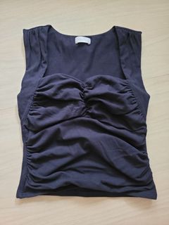 (Category: ) located in . Submitted by shopforcloset (Listing ID 1445131132, Image 1). Description: .