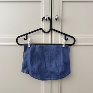 (Category: ) located in . Submitted by mywardrobe6 (Listing ID 1445085955, Image 1). Description: .