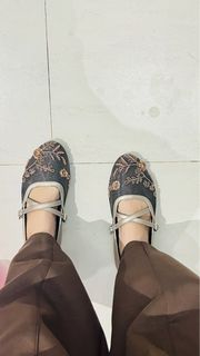 (Kategori: ) berada di . Dikirim oleh atmarinest (ID iklan 1445170299, Gambar 1). Deskripsi: .