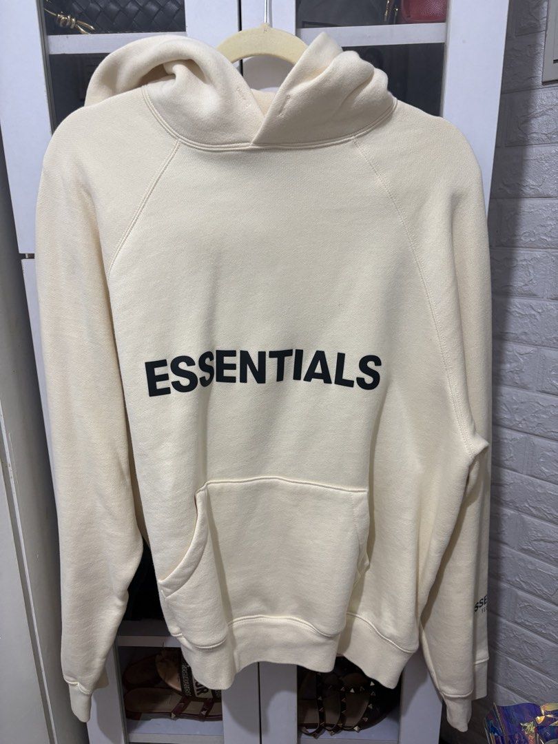 Essentials Fear of God Hoodie (XS) (Category: Hoodies) located in Quezon City. Submitted by kaaat15 (Listing ID 1445092583, Image 1). Description: Used only once.