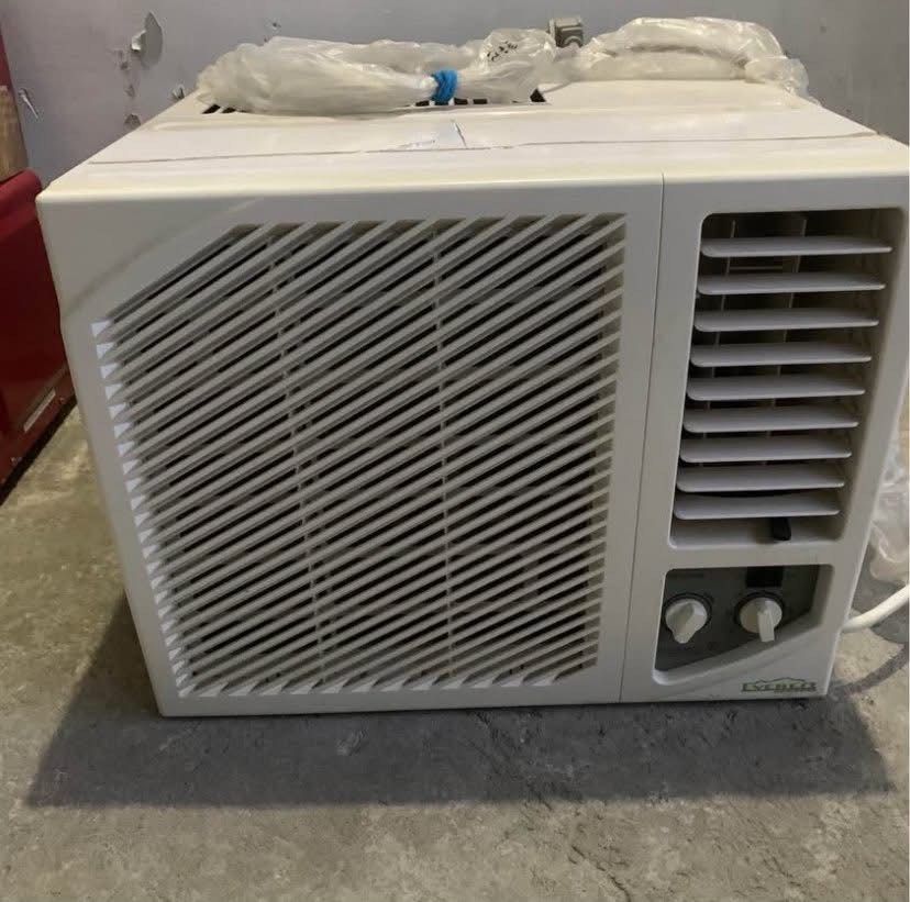 Evercool Window Air Conditioner (Category: Air Conditioning and Heating) located in Bacoor. Submitted by its_cess (Listing ID 1445166734, Image 1). Description: .75 hp Window air conditioner unit - White casing - Adjustable louvers - Two control knobs on the front panel - Cools rooms effectively - Ready for pickup.