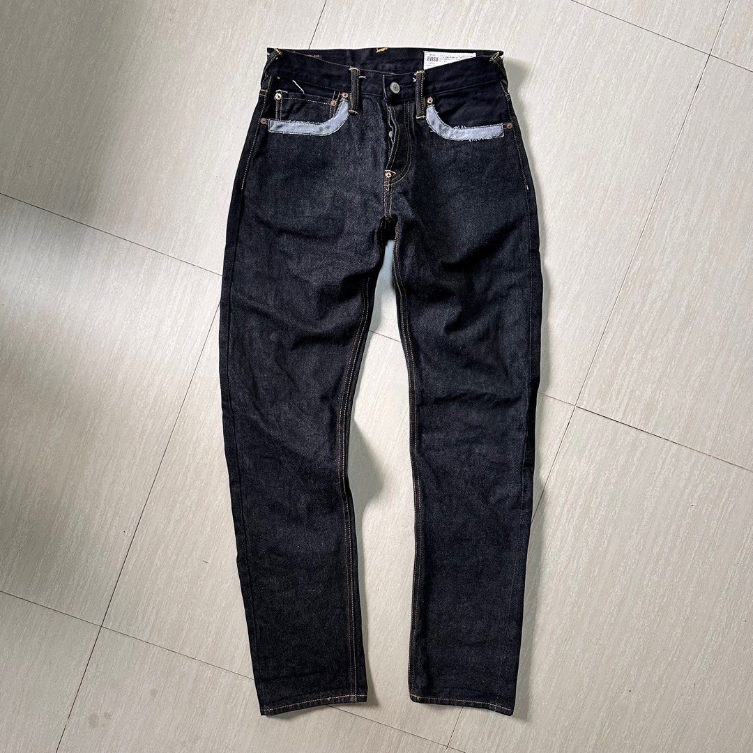 Evisu Daicock Jeans (Category: Jeans) located in Irosin. Submitted by kylebri (Listing ID 1445106364, Image 3). Description: Evisu Daicock Jeans excellent condition no major issue size 29 length 42 direct message 📥.