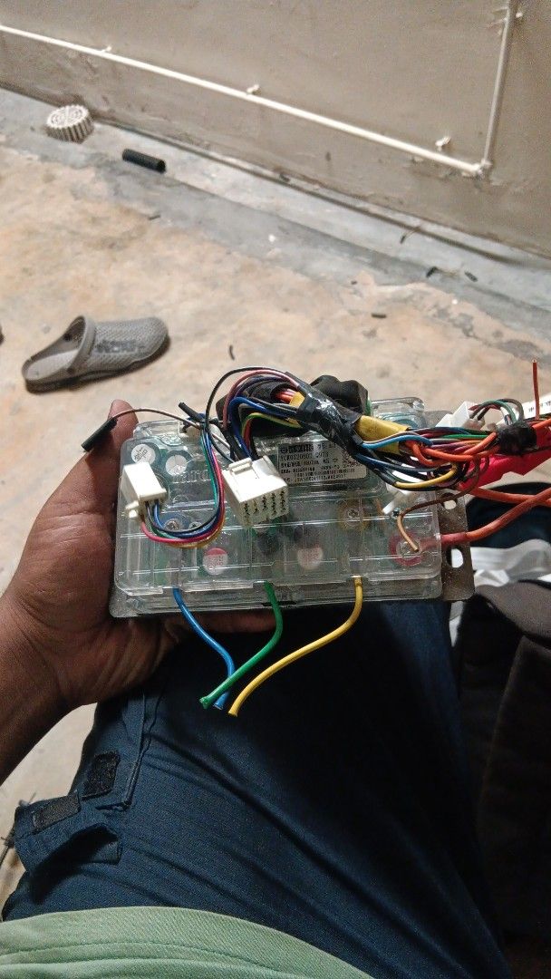 FarDriver controller (Category: Announcements) located in Singapore. Submitted by dhawoodh344658 (Listing ID 1445201052, Image 2). Description: - Controller board for electric scooter/bike - Model: YCX072080D Q973 - Voltage: 72V - Current Rating: 60A / 260A - Includes wiring harness - Tested and confirmed working can nego.