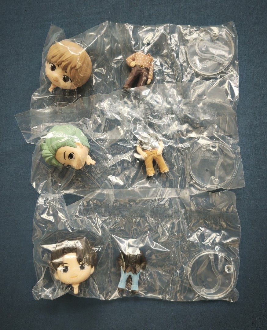 Gashapon Premium BTS TinyTAN Chibi Masters Vol. 1 (Category: Designer & Blind Box Toys) located in Caloocan City. Submitted by clark_20 (Listing ID 1445047551, Image 2). Description: 350/each Loc: South Caloocan Meetup: SMGC.