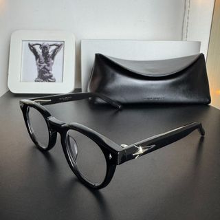 (Category: ) located in . Submitted by sellora_fashion (Listing ID 1445195077, Image 1). Description: .