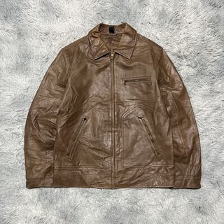 (Category: ) located in . Submitted by itsvintageclothing (Listing ID 1445077940, Image 1). Description: .