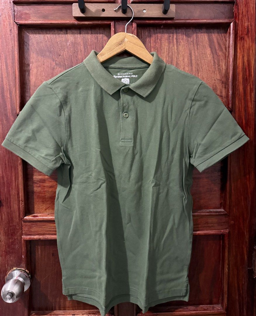 GIORDANO Polo Shirt (Category: Tshirts & Polo Shirts ) located in Manila. Submitted by aryxbugarin (Listing ID 1445217799, Image 1). Description: .