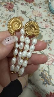 (Category: ) located in . Submitted by mirgulbekt96179 (Listing ID 1445178927, Image 1). Description: .