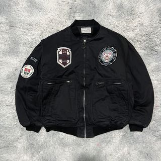 (Category: ) located in . Submitted by itsvintageclothing (Listing ID 1445068464, Image 1). Description: .