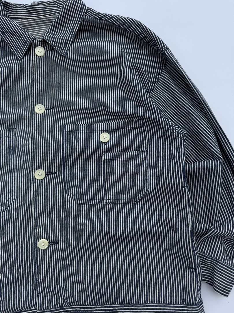 GU by Uniqlo Double Big Pocket Hickory Work Jacket (Category: Coats, Jackets and Outerwear) located in Baguio. Submitted by themgarbage (Listing ID 1445075426, Image 2). Description: Size tagged:M Issue:none Width:23 Length:26 Shoulder:23.5 Sleeve:20 .