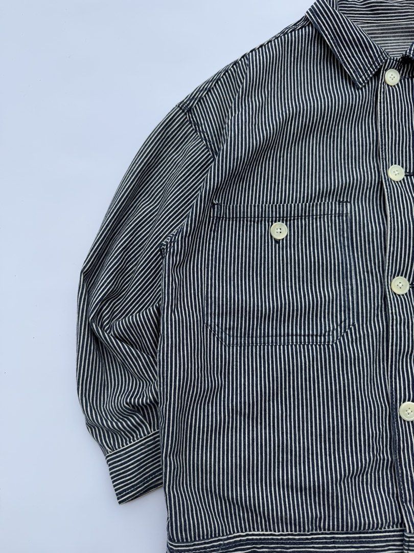 GU by Uniqlo Double Big Pocket Hickory Work Jacket (Category: Coats, Jackets and Outerwear) located in Baguio. Submitted by themgarbage (Listing ID 1445075426, Image 3). Description: Size tagged:M Issue:none Width:23 Length:26 Shoulder:23.5 Sleeve:20 .