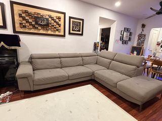 (Category: ) located in . Submitted by dalilass (Listing ID 1445159092, Image 1). Description: .