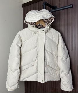 (Category: ) located in . Submitted by cabsygoods (Listing ID 1445198187, Image 1). Description: .