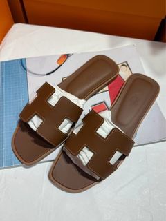 （分類：）位於 。 由 santini_luxury 提交（商品編號 1445073206，圖片 1）。簡介： 。