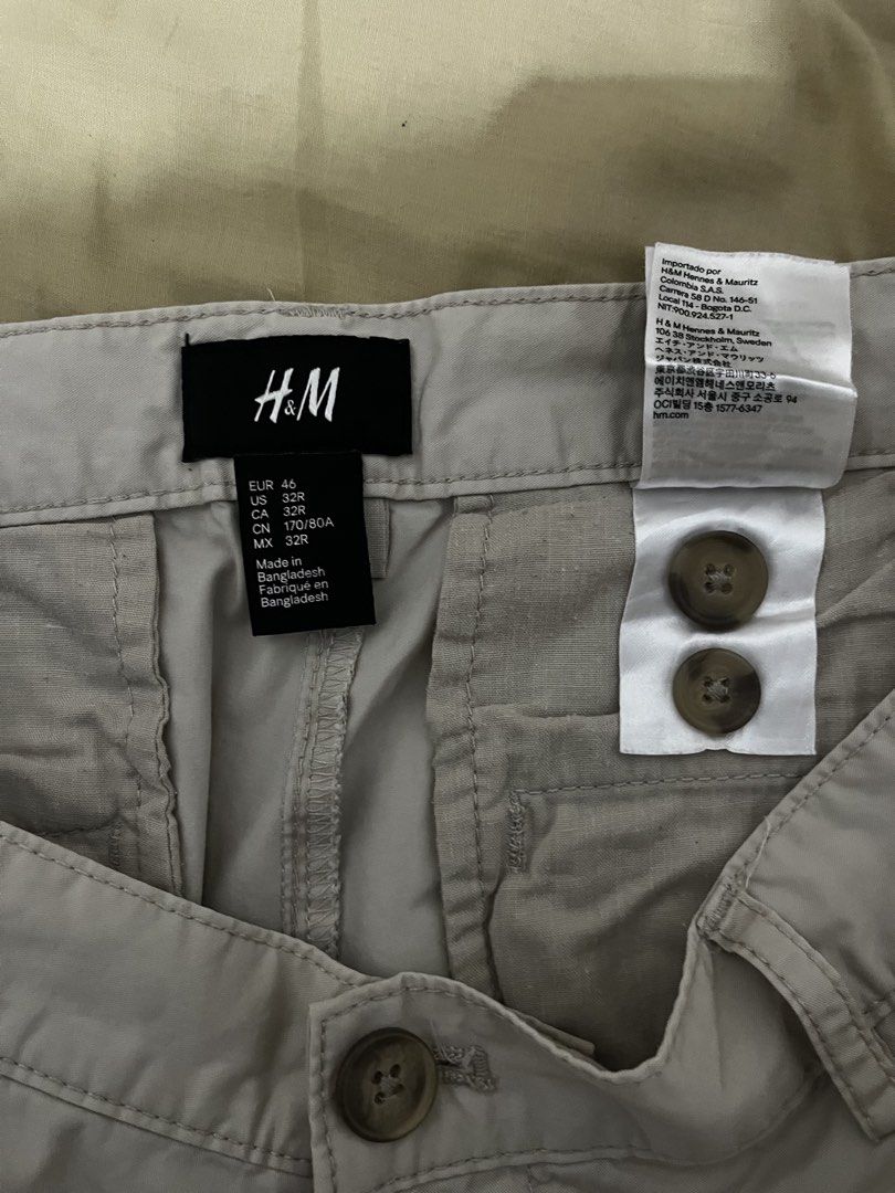 H&M Beige Chino Shorts Size 32 (Category: Shorts) located in Manila. Submitted by buyingrandomthings (Listing ID 1445155391, Image 3). Description: - H&M Chino Shorts (personal item) - Color: Beige - Size: 32R - Style: Casual wear - With extra buttons - Minimal stain near the zipper (not visible)) - Feel free to ask any questions!.