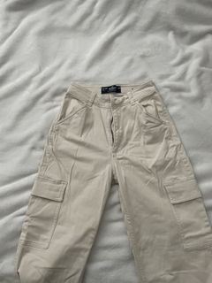 (Category: ) located in . Submitted by juno49695 (Listing ID 1445064307, Image 1). Description: .