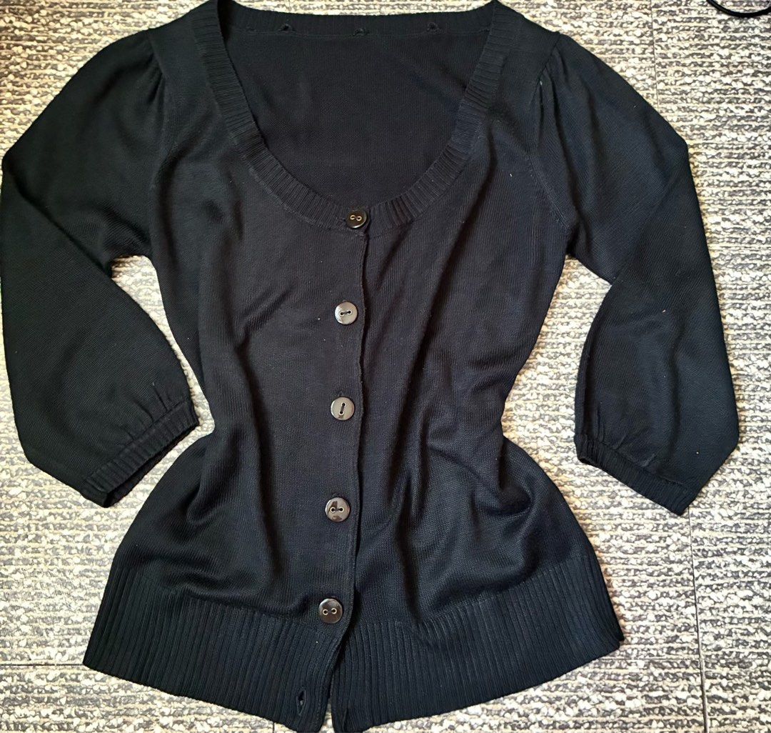 Jayro White Black Cardigan with Ruffled Collar Blouse (Category: Blouses) located in Cabanatuan. Submitted by shallalaks (Listing ID 1445122170, Image 3). Description: - Xs - Med keri - Black button-up 2 way cardigan - Puff sleeves - Detachable sheer white blouse collar with ruffled details .