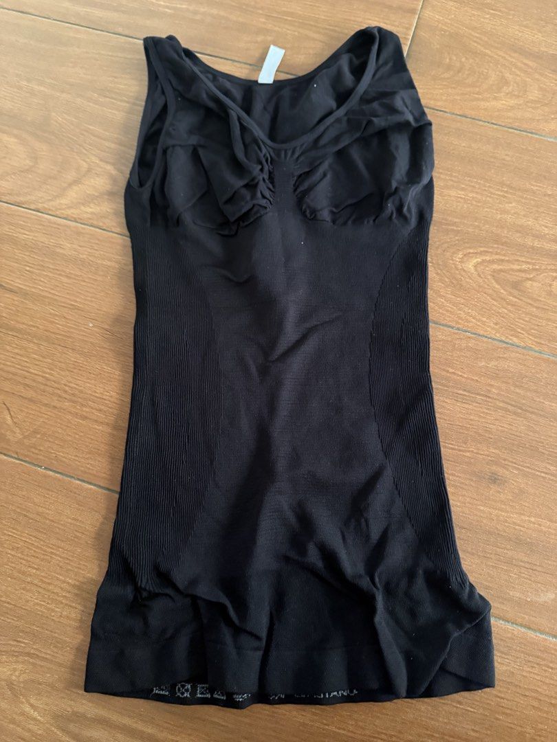Lady Grace Black Seamless Shaping Tank Top (Category: Babies & Kids Fashion) located in Bulacan. Submitted by emjay_17 (Listing ID 1445183353, Image 1). Description: - Lady Grace seamless shaping tank top - Provides gentle shaping and smoothing - Comfortable for everyday wear - Stretchy material - Tag indicates size M (fits like M) - Ideal for layering under outfits.