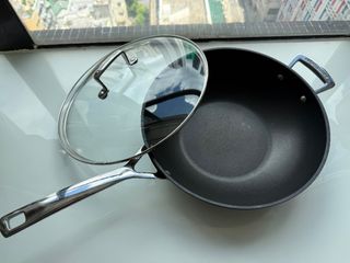 （分類：）位於 。 由 ngh888 提交（商品編號 1445090940，圖片 1）。簡介： 。