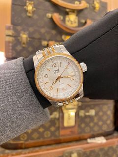 (Category: ) located in . Submitted by redrabbitluxury (Listing ID 1445223306, Image 1). Description: .