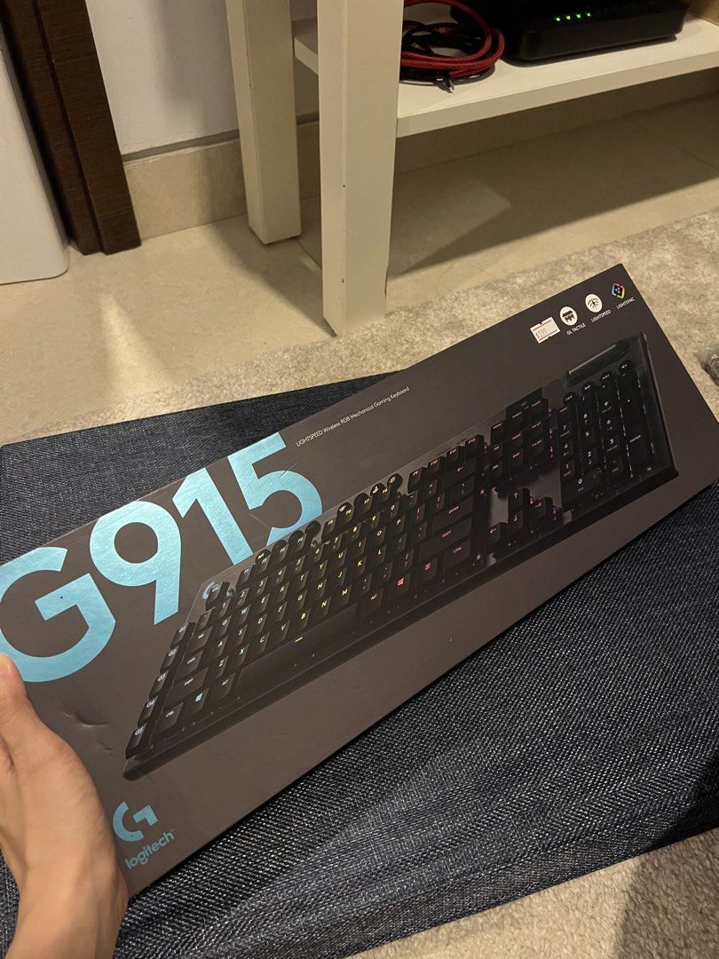 Logitech G915 LIGHTSPEED Wireless RGB Mechanical Gaming Keyboard488248744409845760
