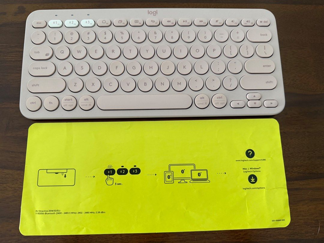 Logitech Wireless Bluetooth Keyboard Pink488248746411960321