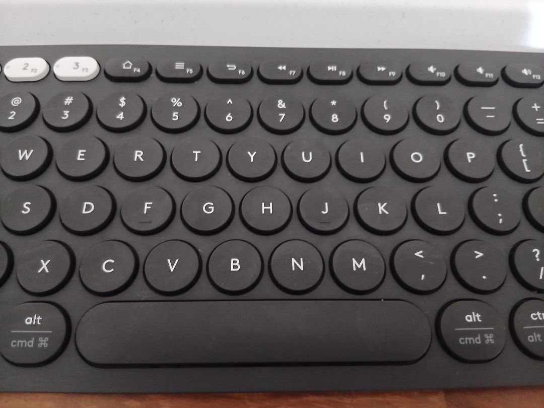 Logitech Wireless Keyboard488384170547619841