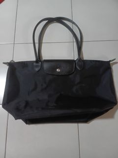 (Category: ) located in . Submitted by putraputri2 (Listing ID 1445231650, Image 1). Description: .