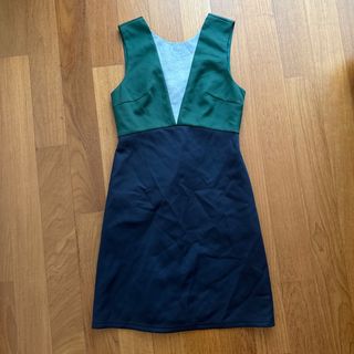 (Category: ) located in . Submitted by bagfulofclothes (Listing ID 1445094588, Image 1). Description: .