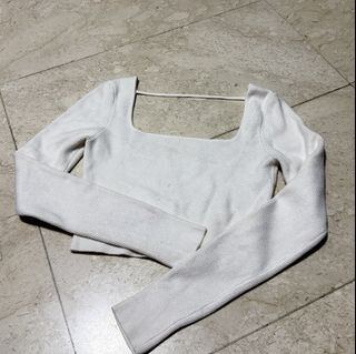 (Category: ) located in . Submitted by rainingapparels (Listing ID 1445181061, Image 1). Description: .
