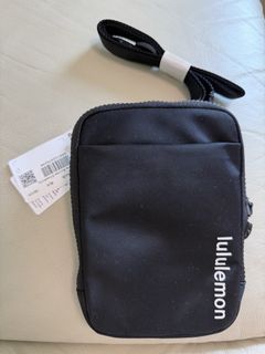（分類：）位於 。 由 eggxplorer 提交（商品編號 1445109825，圖片 1）。簡介： 。