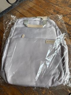 (Category: ) located in . Submitted by jolin_closet (Listing ID 1445107145, Image 1). Description: .