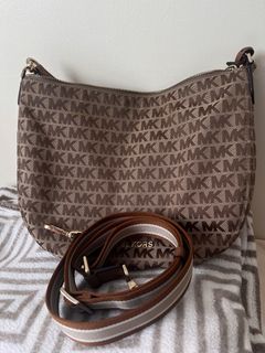 (Category: ) located in . Submitted by ninaaisha (Listing ID 1445043880, Image 1). Description: .