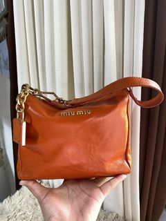 (Category: ) located in . Submitted by amarasluxbag (Listing ID 1445093931, Image 1). Description: .