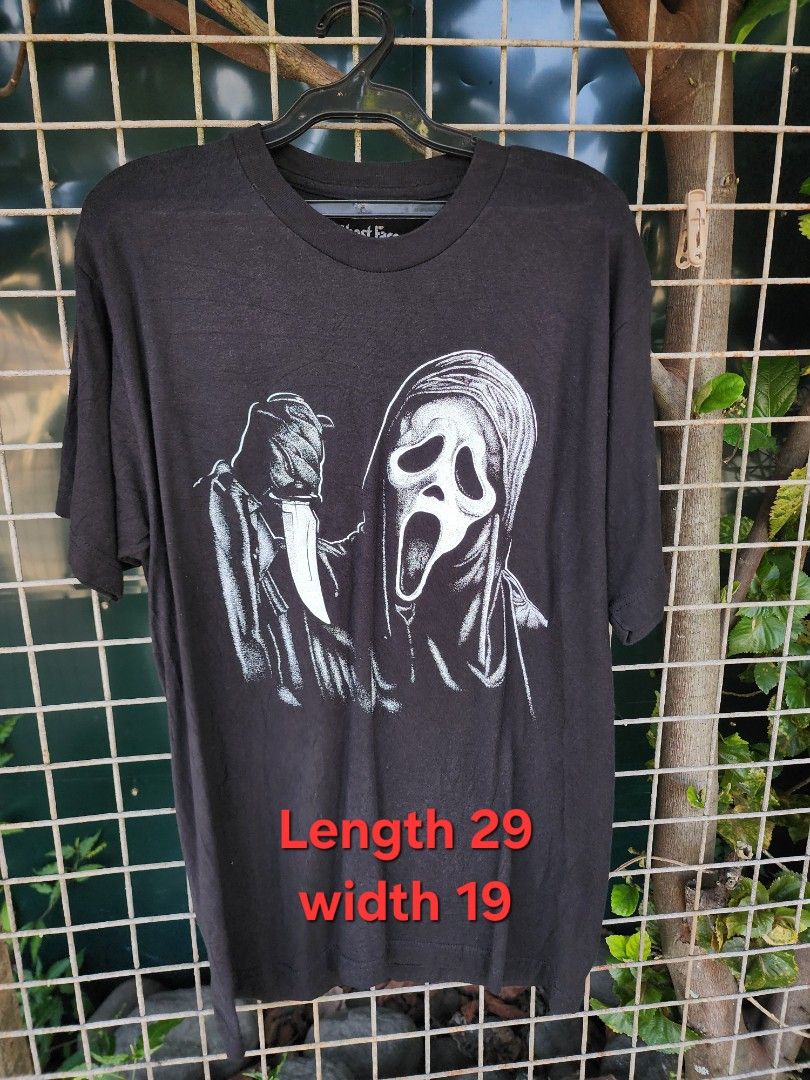 Movie tees Ghost Face (Category: Tshirts & Polo Shirts ) located in Real. Submitted by raphy2019 (Listing ID 1445123565, Image 1). Description: .