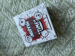 （分類：）位於 。 由 eeddyy__ 提交（商品編號 1445058503，圖片 1）。簡介： 。