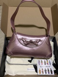 (Category: ) located in . Submitted by glamouroid (Listing ID 1445169225, Image 1). Description: .