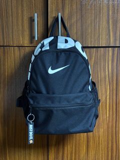 (Category: ) located in . Submitted by 3MCloset (Listing ID 1445199852, Image 1). Description: .
