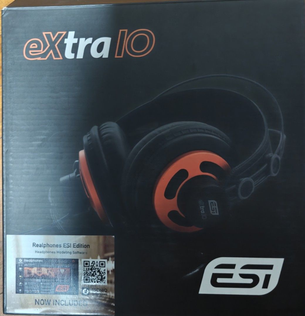Open-Back headphones
