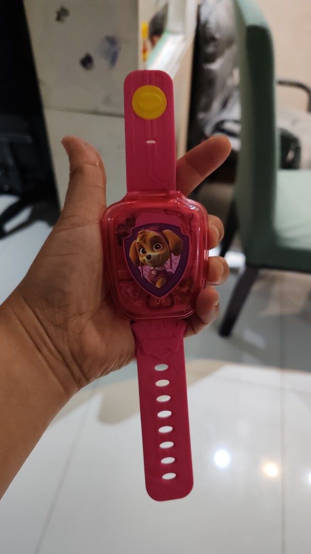 Paw Patrol Skye Interactive Toy Watch (Category: Kids Toys) located in Manila. Submitted by quick_buy_stuff (Listing ID 1445047352, Image 1). Description: - Adorable pink Paw Patrol watch featuring Skye. - Fun flip-open screen with a pixelated Skye image. - Includes an 'OK' button for interactive play. - Adjustable strap with multiple holes for a comfortable fit. - Ideal for Paw Patrol enthusiasts and Skye fans. .