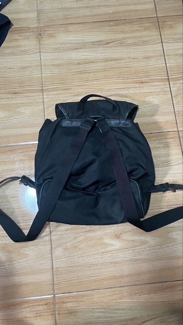 PRADA (Category: Luxury Bags & Wallets) located in Koronadal. Submitted by zyxarvie (Listing ID 1445175159, Image 3). Description: Issue: Minimal scratches not visible namn 9.5/10 color rate Pm Excellent condition pa.