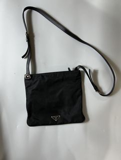 (Category: ) located in . Submitted by purethrift07 (Listing ID 1445150828, Image 1). Description: .