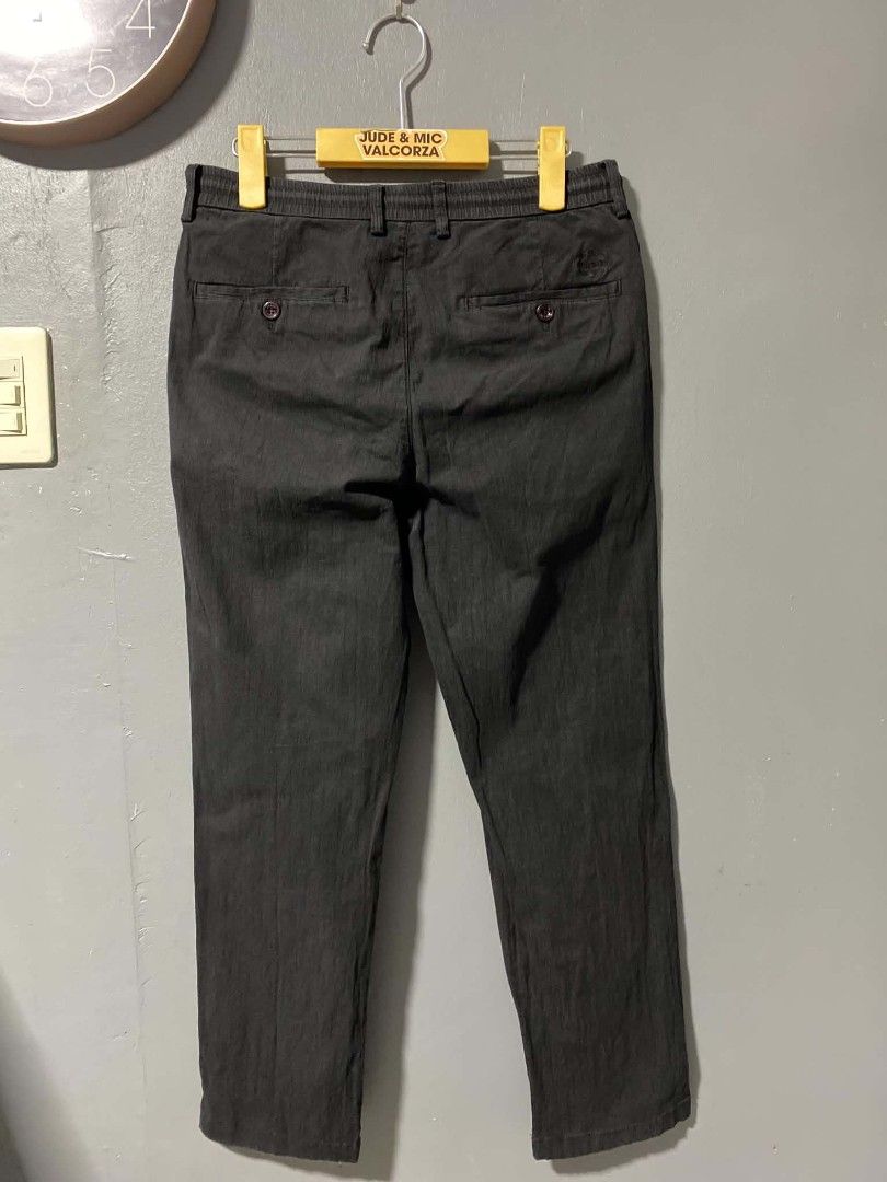 PRADA Milano Men's Charcoal Grey Chinos Size 30 (Category: Chinos) located in Tanay. Submitted by micvalcorza (Listing ID 1445096607, Image 2). Description: - Prada Milano Chinos - Color: Charcoal Grey - Size: 30 Waist, 37 Length - Made in Italy - Machine Washable - Ideal for Smart Casual Wear - Feel free to ask any questions! - Very Good Used Condition - 999 plus Ship.