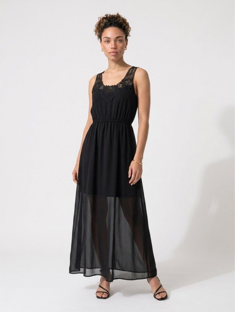 Preloved Black Laced Chiffon Dress (Category: Dresses) located in Bulacan. Submitted by comkay (Listing ID 1445087586, Image 1). Description: LDOP3 Black laced chest chiffon sleevesless longdress Size: fits small to medium frames Chiffon fabric Chest: 20” Length: 45” Waist: 28-30 “ .